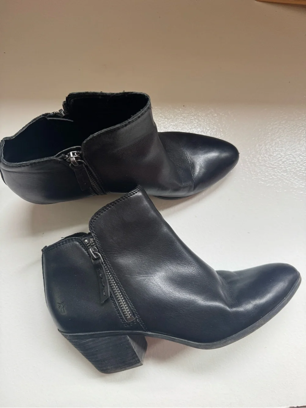 Frye Double Zip Judith Leather Ankle Boots Booties Black size 9